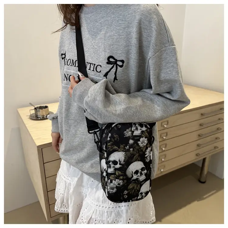 Cool Hot Girl Skull Printed Shoulder Bag Women 2024 — feature 18