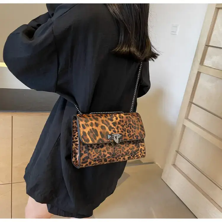 Leopard Print Chain Shoulder Bag Sweet Cool Spice Girl 2024 — feature 10