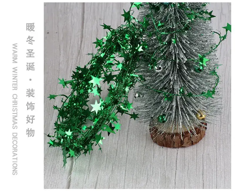 Christmas Tree Decor with Stars, Stars, and Pinecones — feature 10