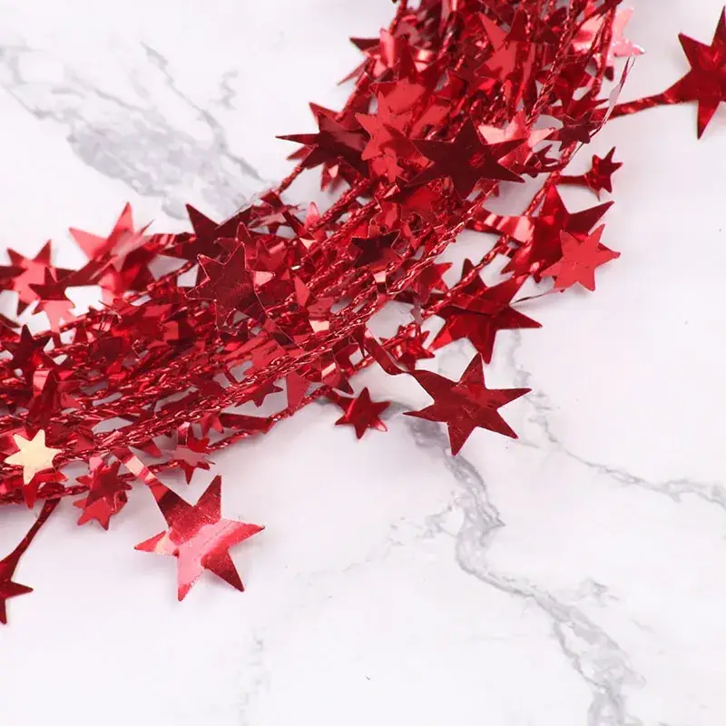 Christmas Tree Decor with Stars, Stars, and Pinecones — feature 11