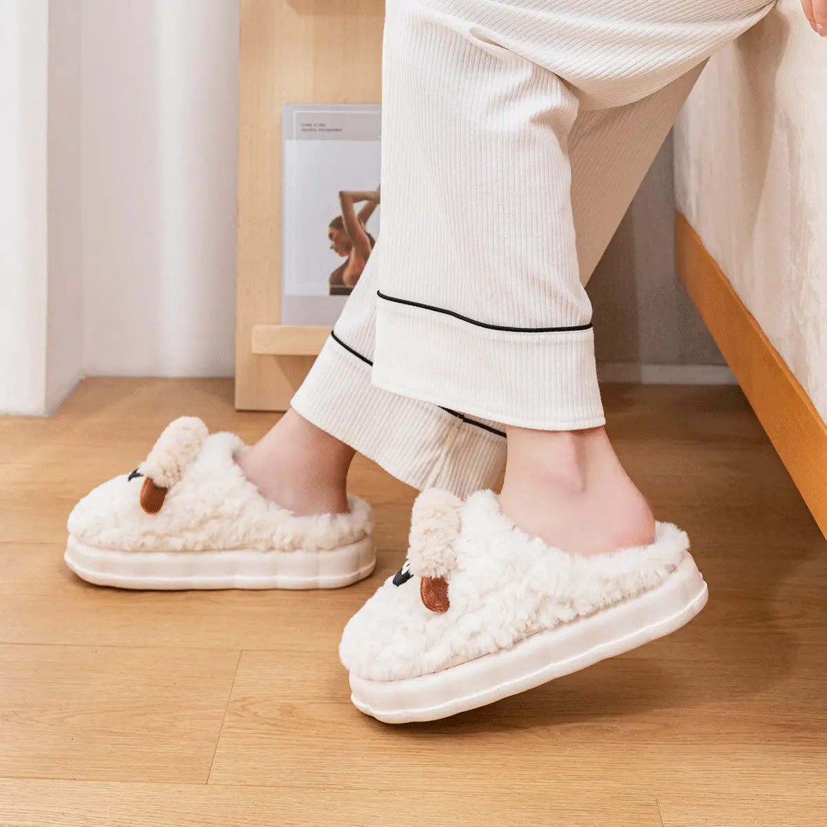 Cute Plush Cartoon Slippers for Women Winter 2026 - Image 6
