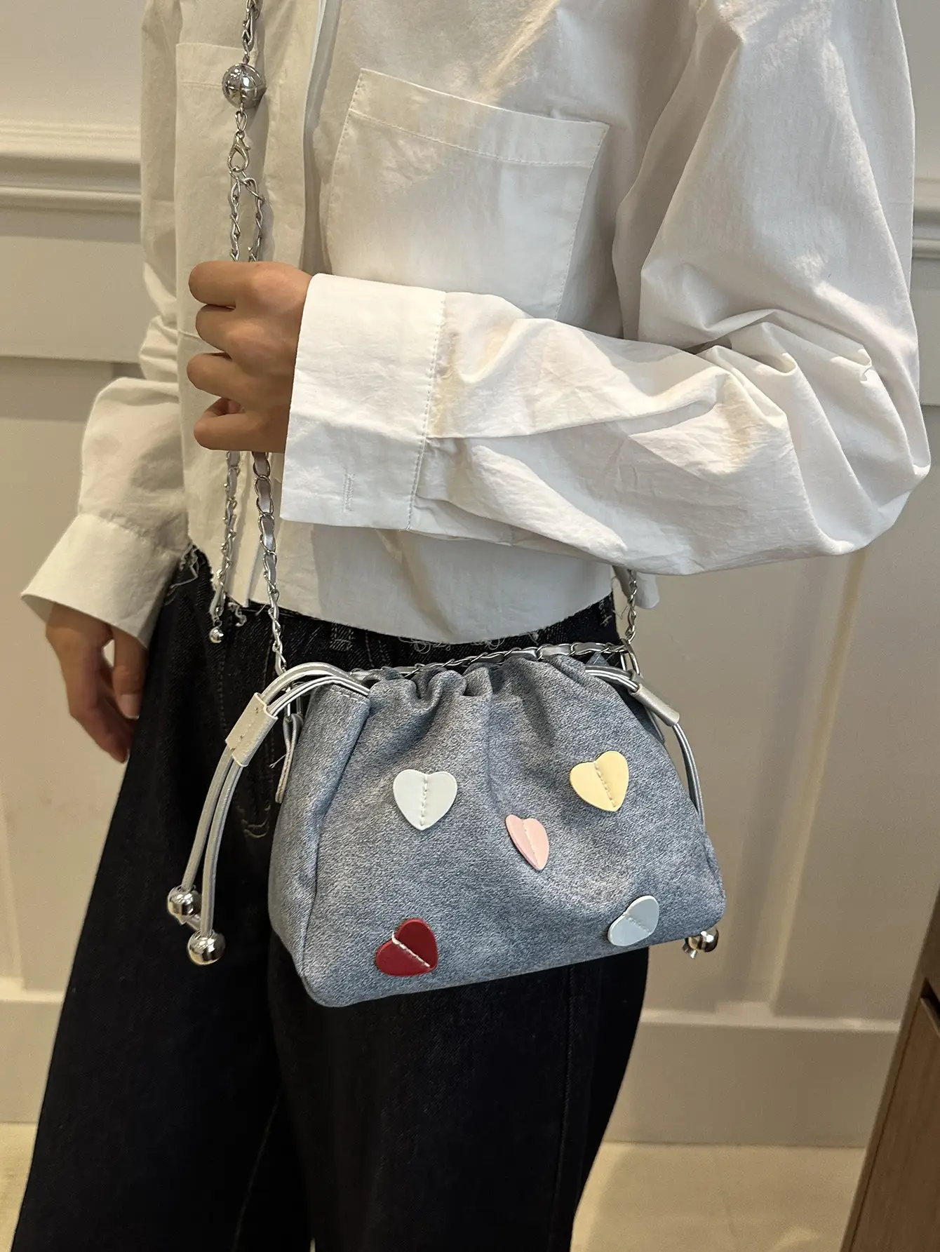 Women's Heart Print Chain Messenger Bag Grey 2024 - Image 6