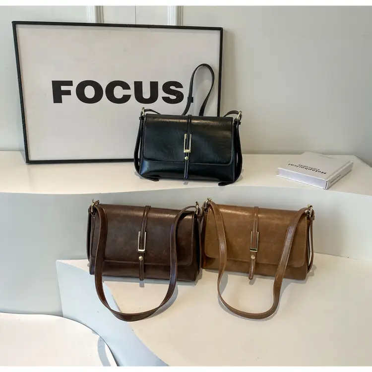 Black Leather Shoulder Bag for Women 2024 — feature 1
