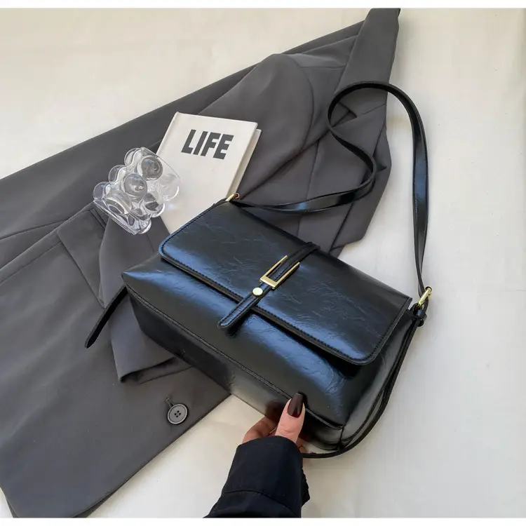 Black Leather Shoulder Bag for Women 2024 — feature 29