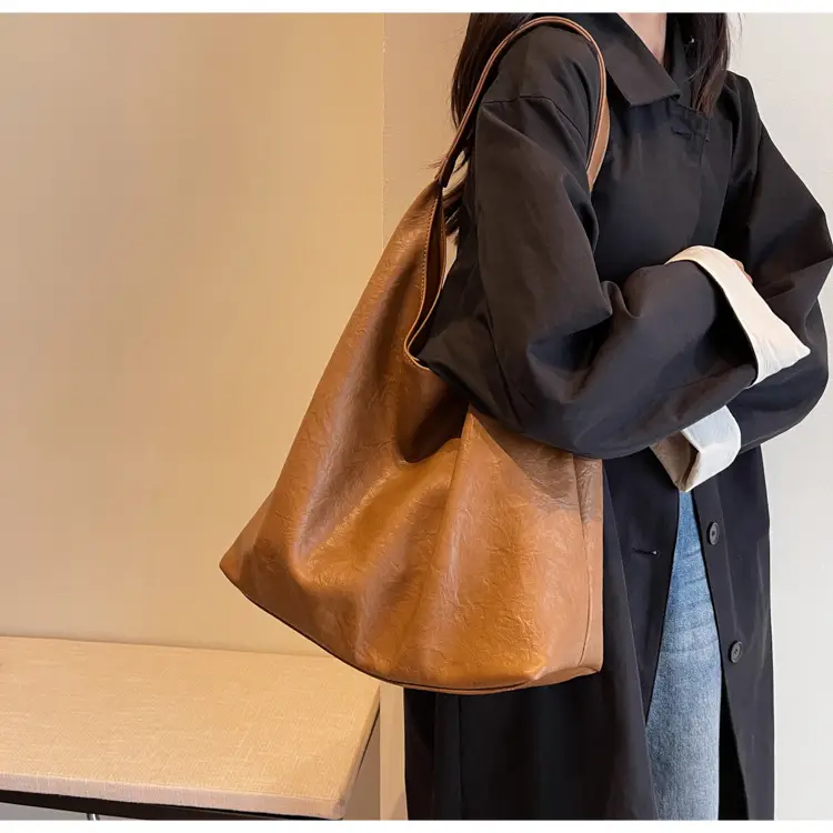 Brown Textured Shoulder Bag for Women 2024 Autumn — feature 18