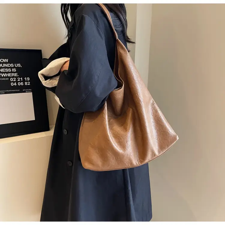 Brown Textured Shoulder Bag for Women 2024 Autumn — feature 21