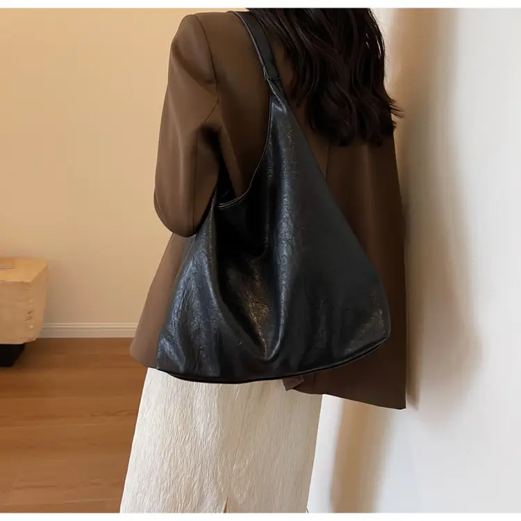 Brown Textured Shoulder Bag for Women 2024 Autumn — feature 33