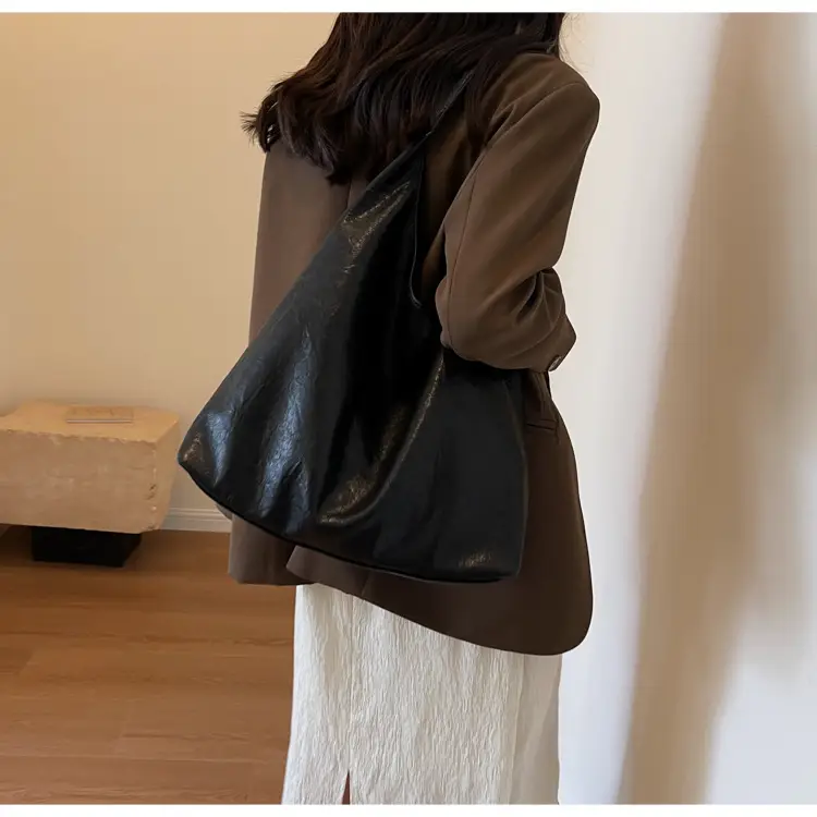 Brown Textured Shoulder Bag for Women 2024 Autumn — feature 36