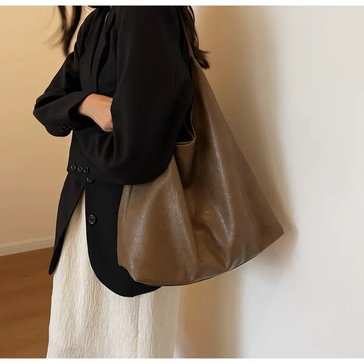 Brown Textured Shoulder Bag for Women 2024 Autumn — feature 39