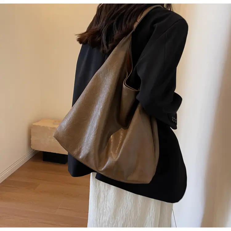 Brown Textured Shoulder Bag for Women 2024 Autumn — feature 40