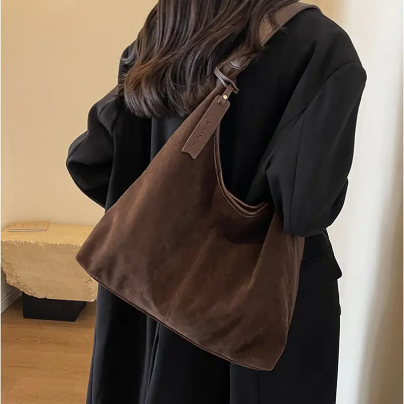 Black Velvet Shoulder Bag for Women 2026 - Image 7