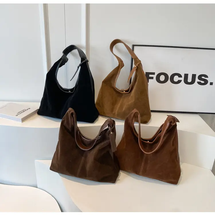 Black Velvet Shoulder Bag for Women 2026 — feature 14
