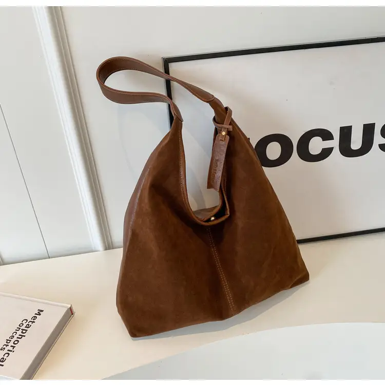 Black Velvet Shoulder Bag for Women 2026 — feature 20