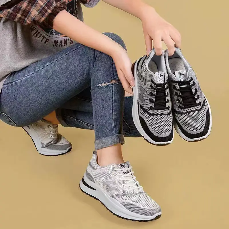 Spring and Summer New Style Feiwei Women's Sports Shoes, Fashionable and Versatile Running Shoes, Mesh Breathable Casual Shoes, Female Students' Shoes