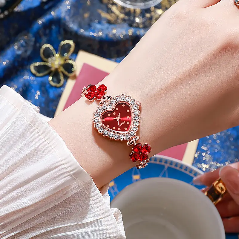 Heart Shaped Diamond Bracelet Watch for Women — feature 1