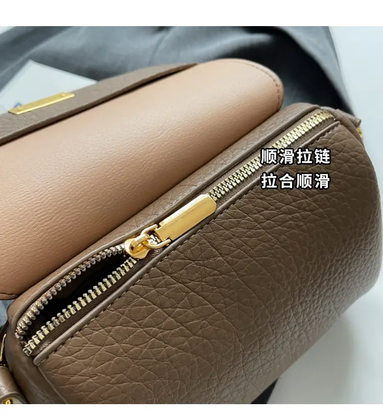 White Leather Crossbody Bag with Gold Clasp — feature 8