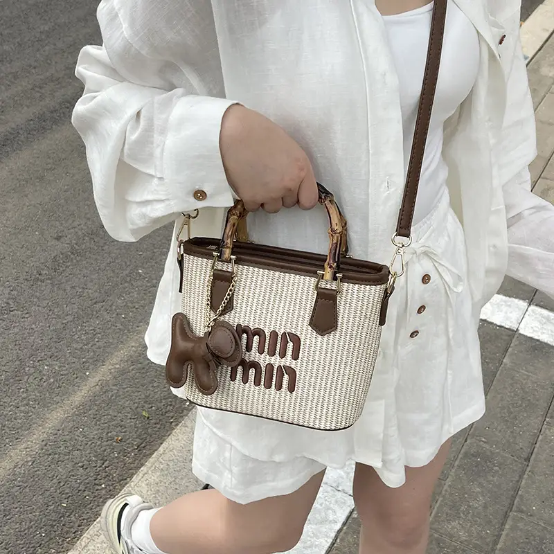 New Trendy Women's Woven Shoulder Bag with Crossbody Strap - Image 6