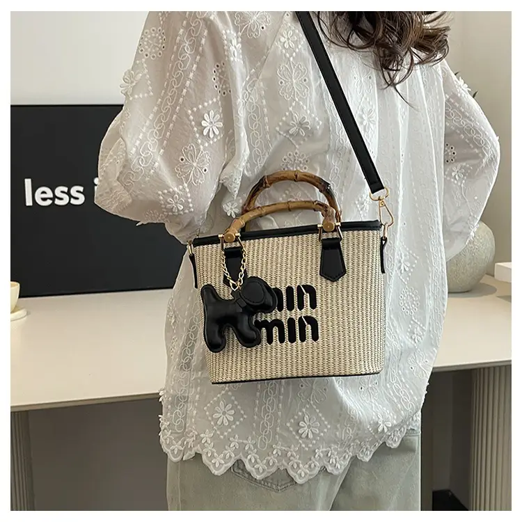New Trendy Women's Woven Shoulder Bag with Crossbody Strap — feature 19