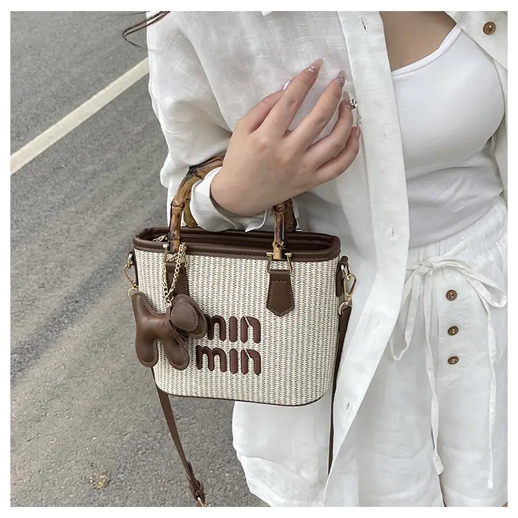 New Trendy Women's Woven Shoulder Bag with Crossbody Strap — feature 9