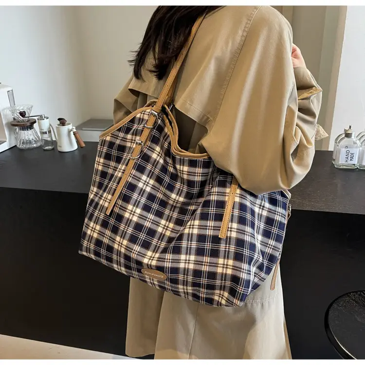Plaid Women's Shoulder Tote Bag 2024 New Arrival — feature 16
