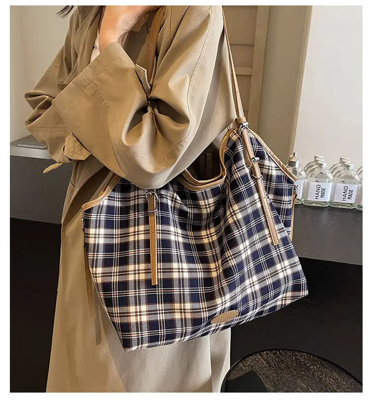 Plaid Women's Shoulder Tote Bag 2024 New Arrival — feature 2