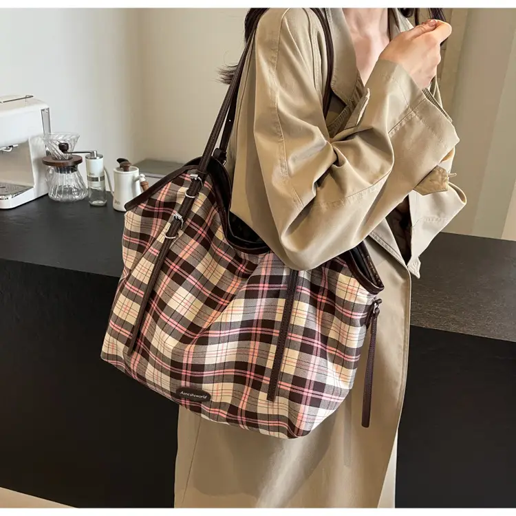 Plaid Women's Shoulder Tote Bag 2024 New Arrival — feature 20