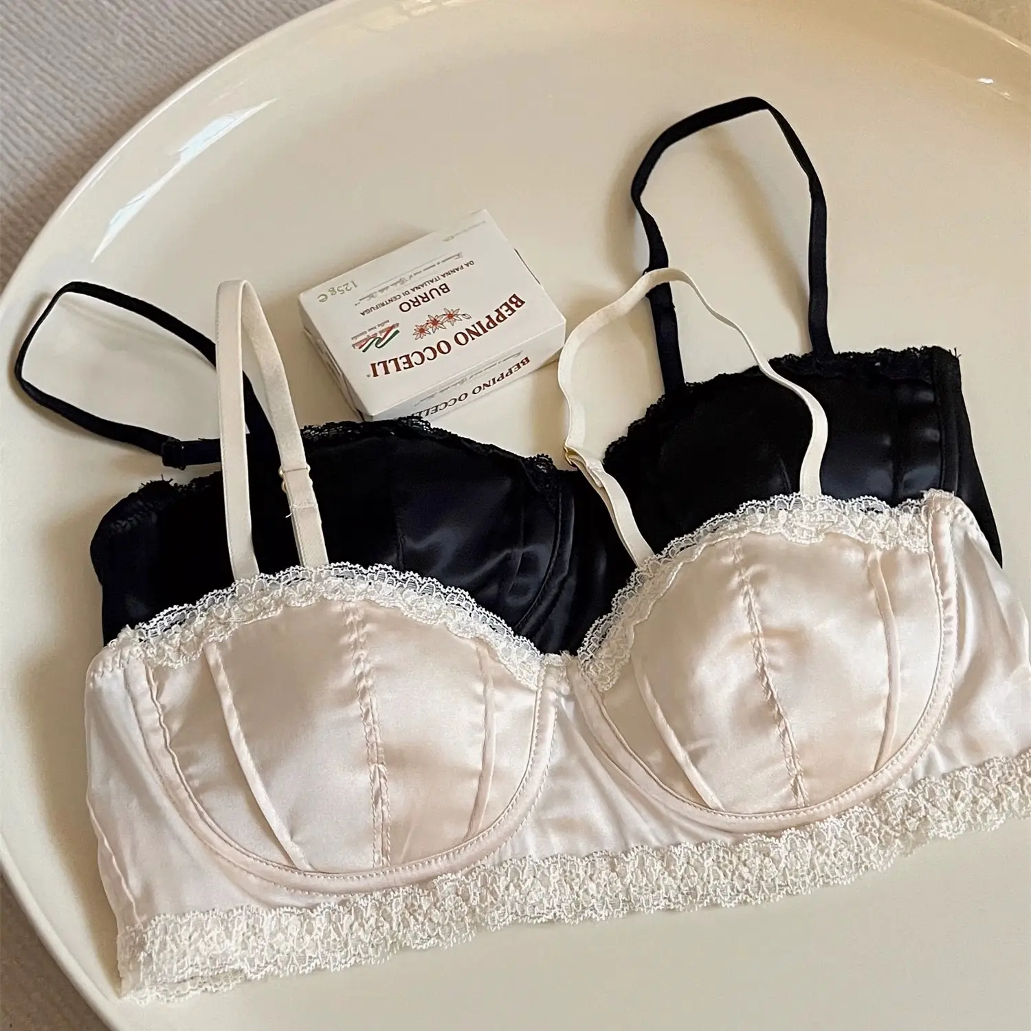 New Style Pure French Satin Shell Cup Underwear Women's Summer No Steel Ring No Mark Small Chest Push-up Women's Bra — feature 10