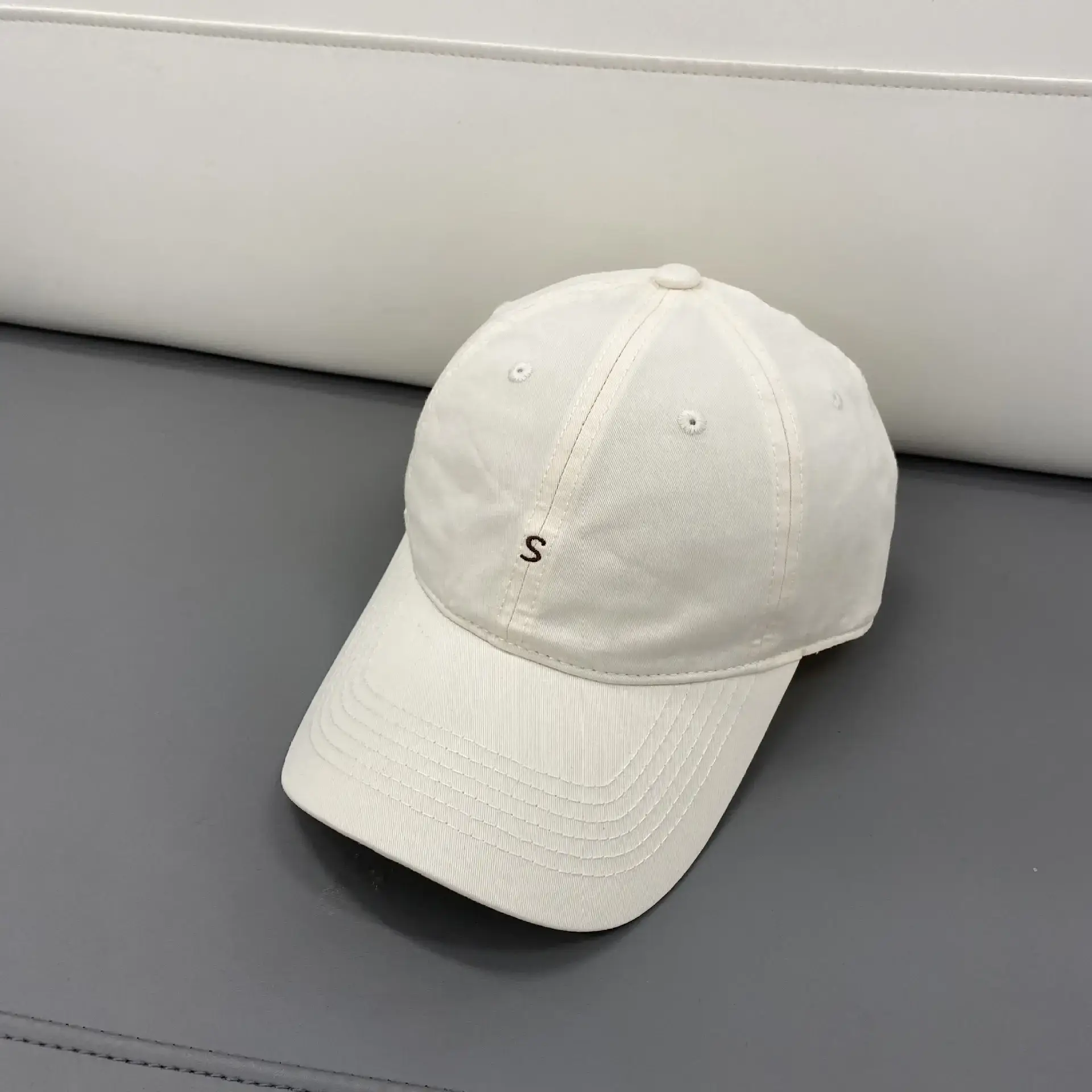 Japanese & Korean Style Small Letter Embroidered Baseball Caps for Women & Men