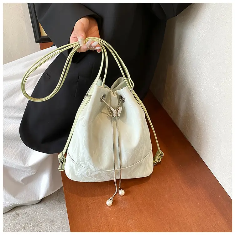 Women's New Texture Chain Shoulder Bag Green Beige — feature 16