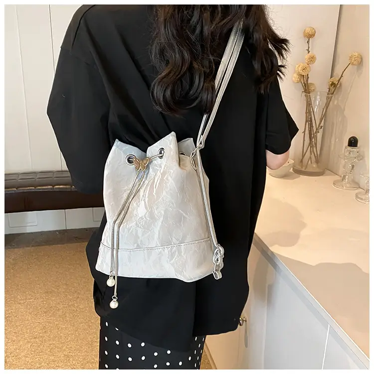Women's New Texture Chain Shoulder Bag Green Beige — feature 22