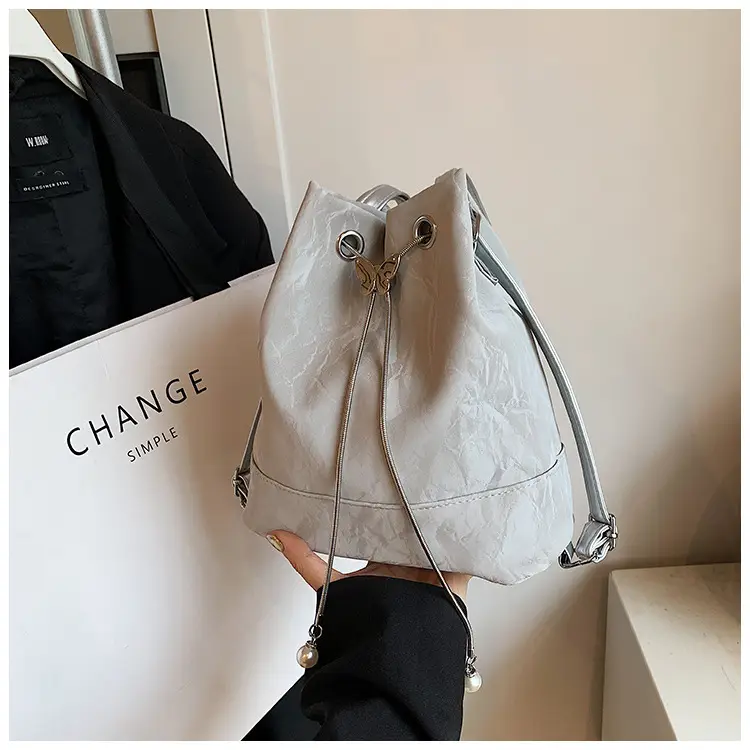 Women's New Texture Chain Shoulder Bag Green Beige — feature 32