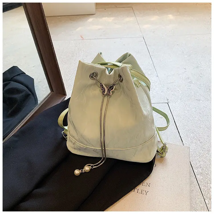 Women's New Texture Chain Shoulder Bag Green Beige — feature 36