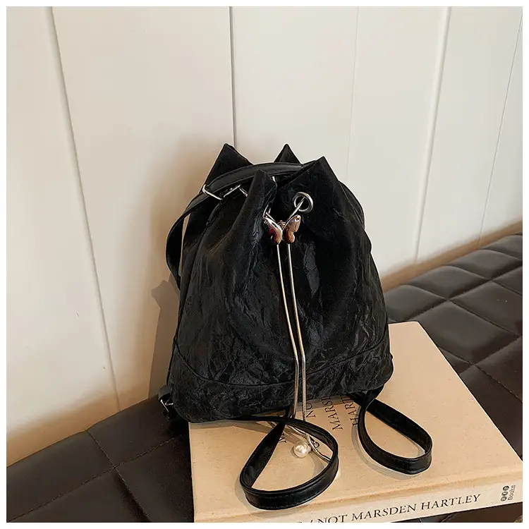 Women's New Texture Chain Shoulder Bag Green Beige — feature 44