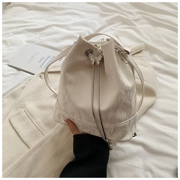 Women's New Texture Chain Shoulder Bag Green Beige — feature 47