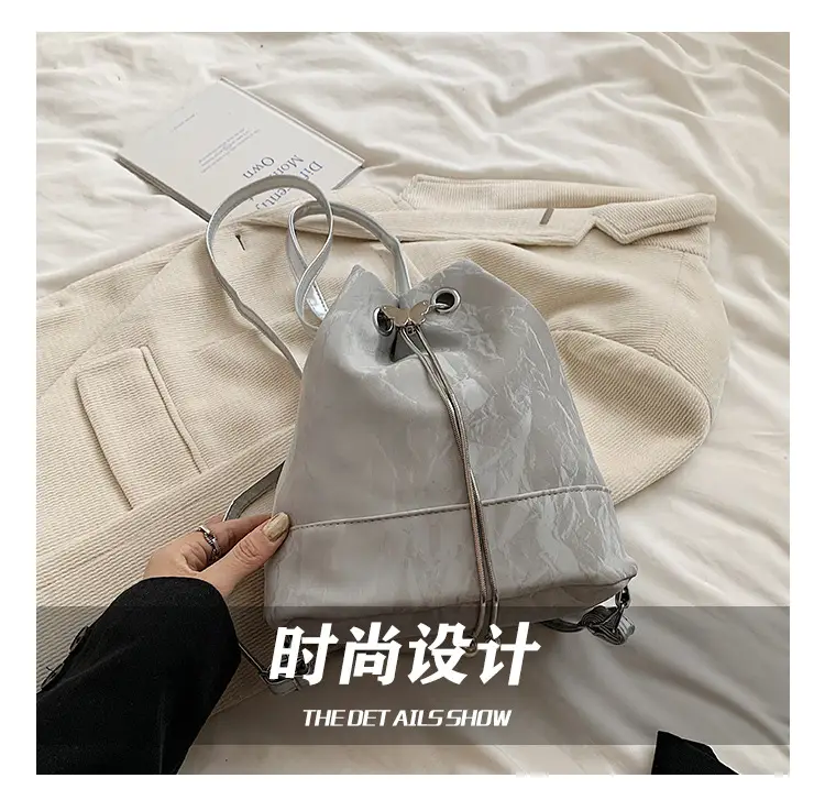Women's New Texture Chain Shoulder Bag Green Beige — feature 6