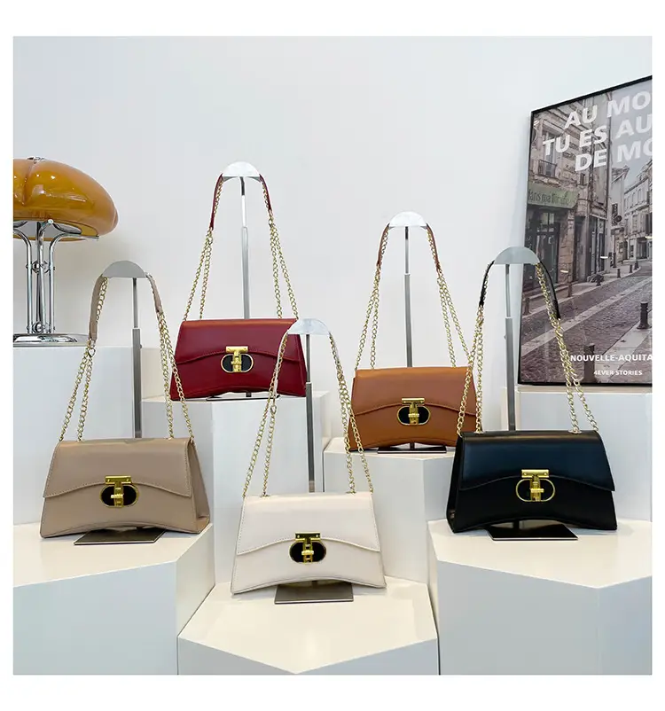 Women's Beige Square Handbag with Gold Clasp 2024 — feature 28