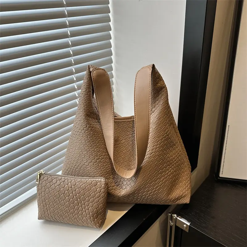 Large Capacity Woven Bag Women's 2024 All-match Shoulder Bag - Image 6