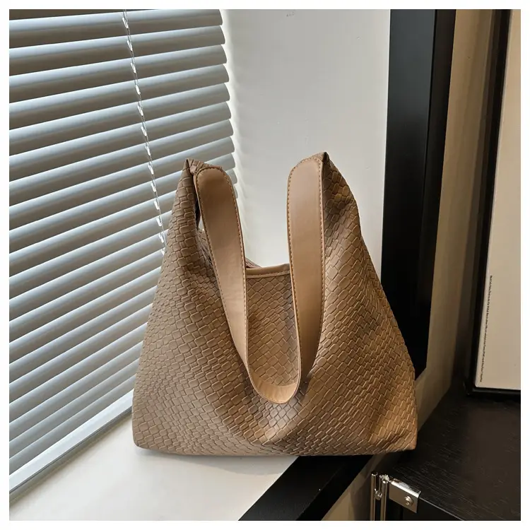 Large Capacity Woven Bag Women's 2024 All-match Shoulder Bag — feature 19