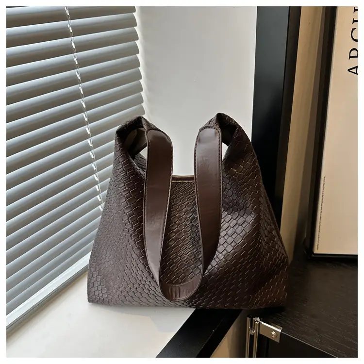 Large Capacity Woven Bag Women's 2024 All-match Shoulder Bag — feature 27