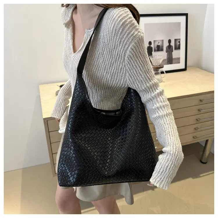 Large Capacity Woven Bag Women's 2024 All-match Shoulder Bag — feature 37