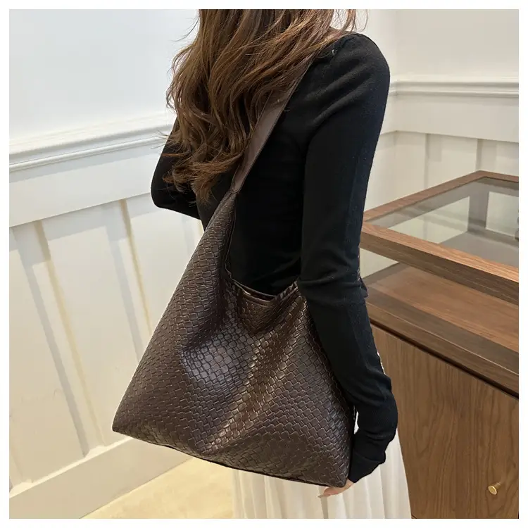 Large Capacity Woven Bag Women's 2024 All-match Shoulder Bag — feature 55