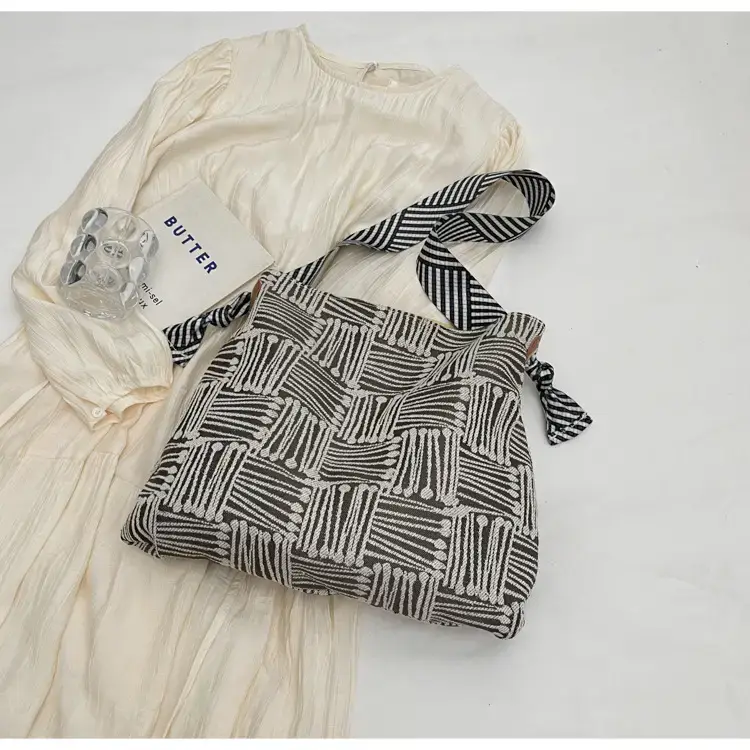 Large Capacity Plaid Canvas Shoulder Bag Women 2024 - Image 7
