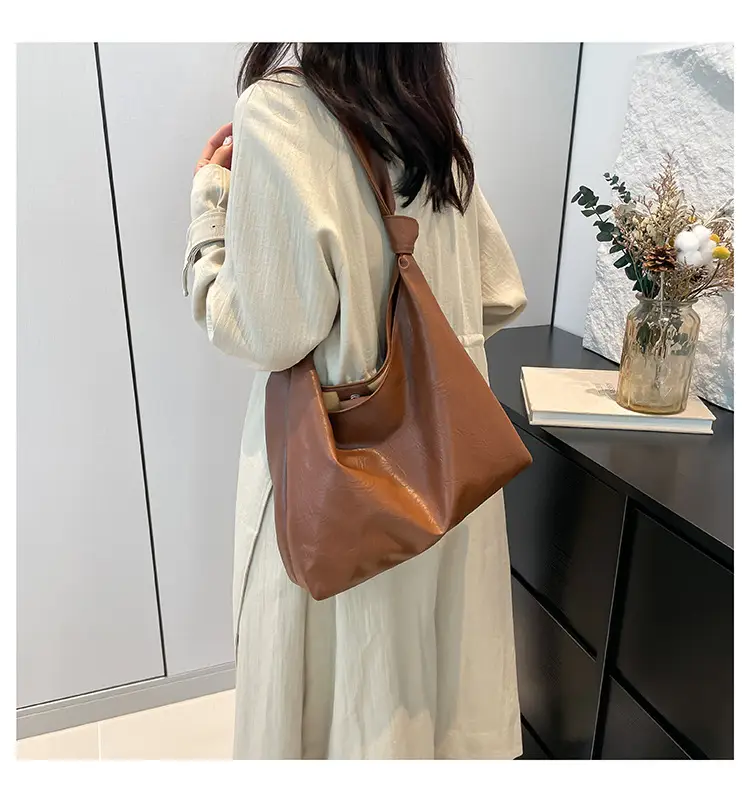 White PU Shoulder Bag for Women 2024 — feature 18