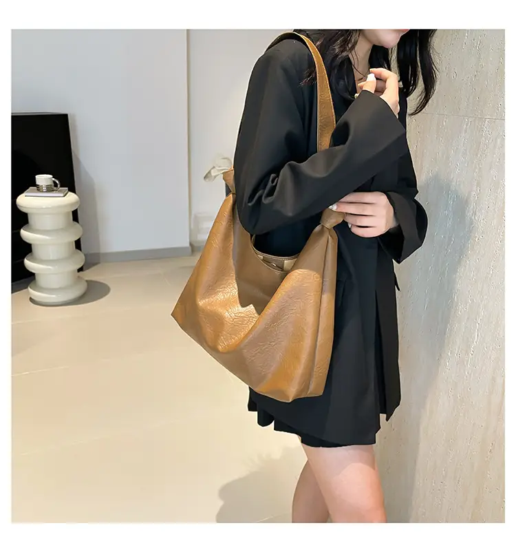 White PU Shoulder Bag for Women 2024 — feature 19