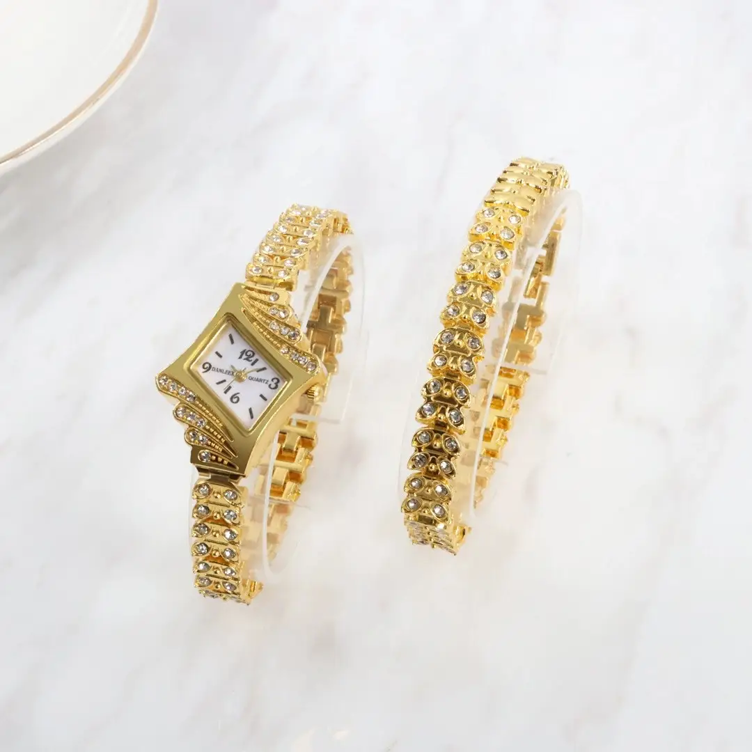 Korean Style Diamond Bracelet Watch Set for Women — feature 22