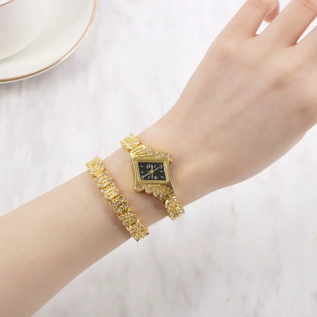 Korean Style Diamond Bracelet Watch Set for Women — feature 30