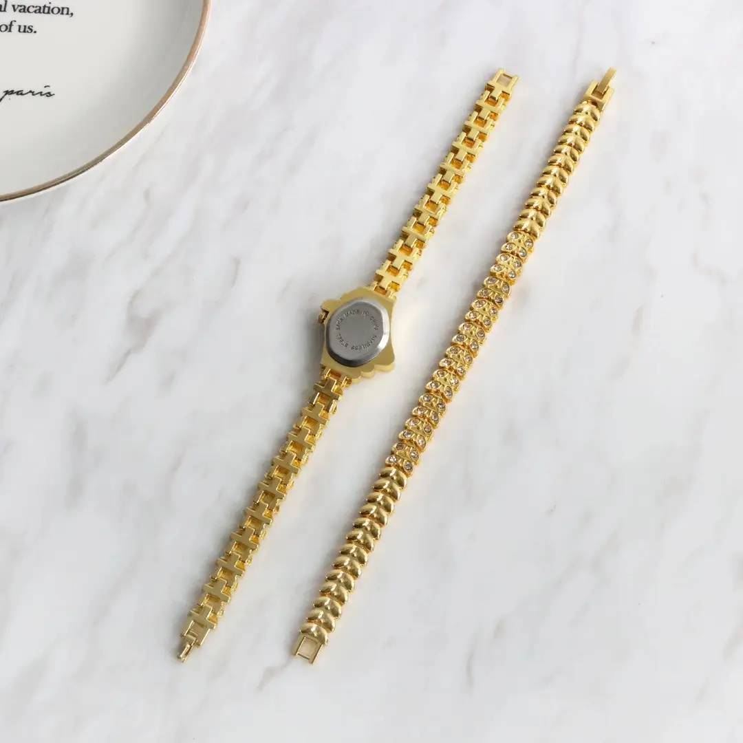 Korean Style Diamond Bracelet Watch Set for Women — feature 39