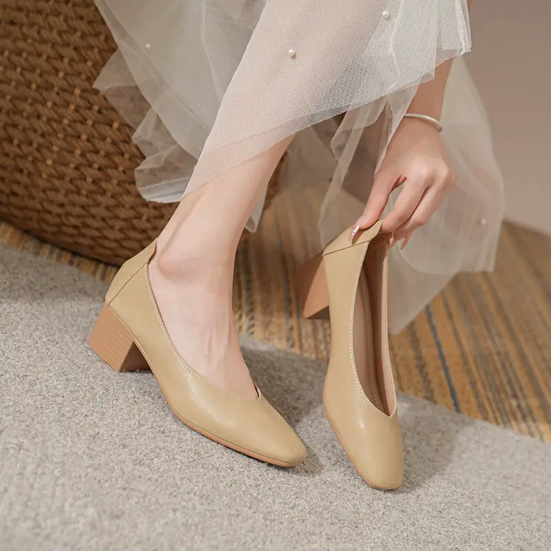 Commuter Milk Shoes Women's Retro Soft Leather V-Mouth Mid-Heel Fairy High Heels Women's Thick Heel Mary Jane Shoes Women's Shoes Women's Summer - Image 17