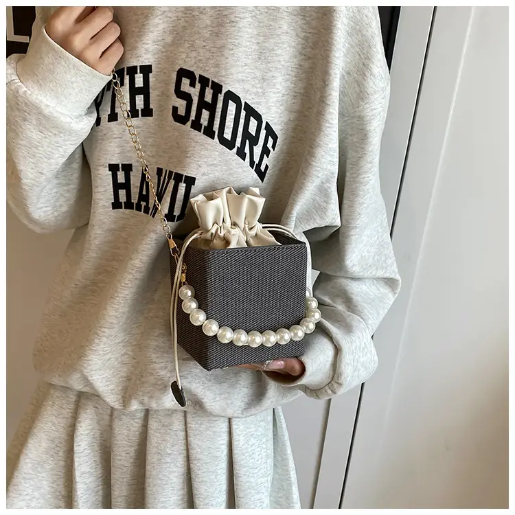 Women's Pearl Shoulder Crossbody Bag Cream 2024 — feature 18