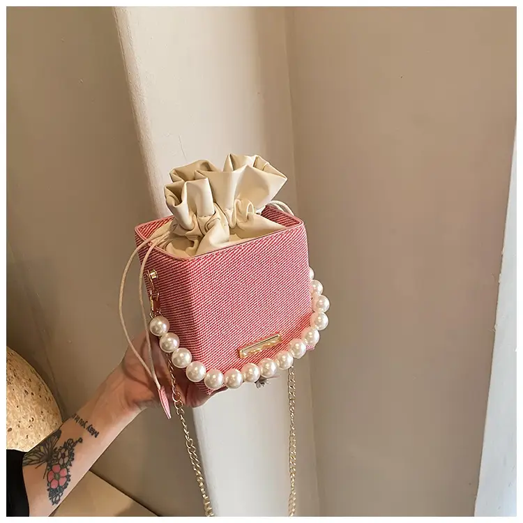 Women's Pearl Shoulder Crossbody Bag Cream 2024 — feature 8